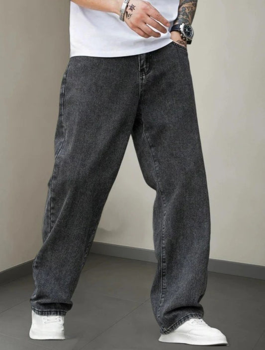 loose fit jeans